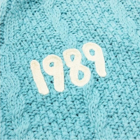 Taylor Swift 1989 OG Cárdigan - Picture 3 of 5